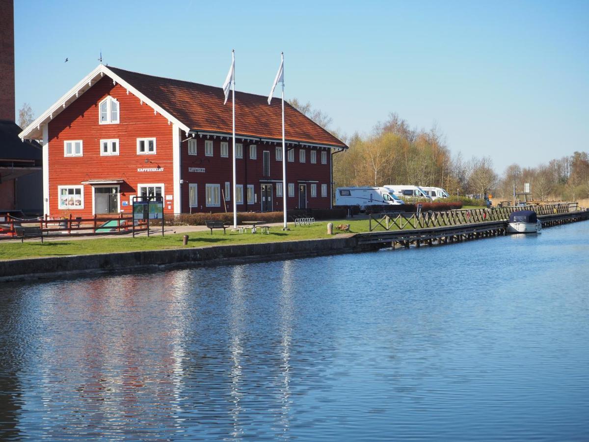 Stenkullens Gardshus Borensberg Exterior foto